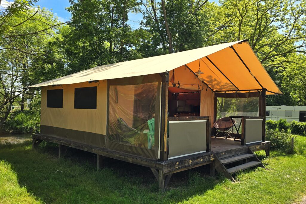 Lodge at Aix camping